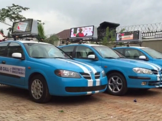 3G WiFi GPS Full Color Taxi Top LED Display Outdoor 220V / 50HZ For Rental