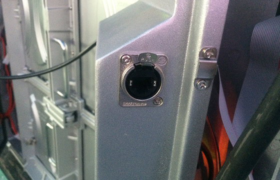 Ultra Slim Outdoor Rental LED Display of P10 640mmx640mm Cabinet