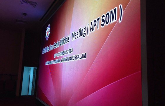 SMD2020 PH4 Indoor LED Video Screens , P4 Indoor LED Displays for Summit